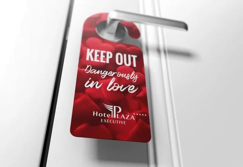 Doorhanger pentru hotel Voiajor (1)