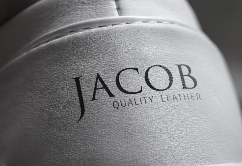 Logo Jacob (2)